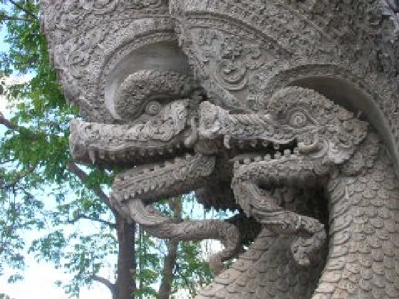 Drachen-skulptur in Thailand