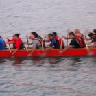 Drachenboot bei Nacht am Lago de Caldonazzo