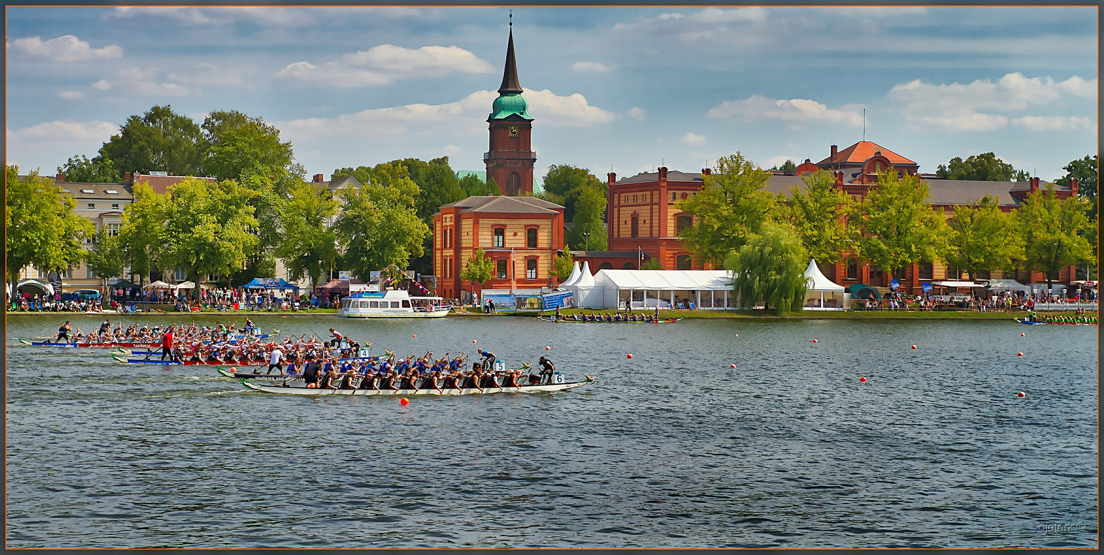 Drachenboote.....