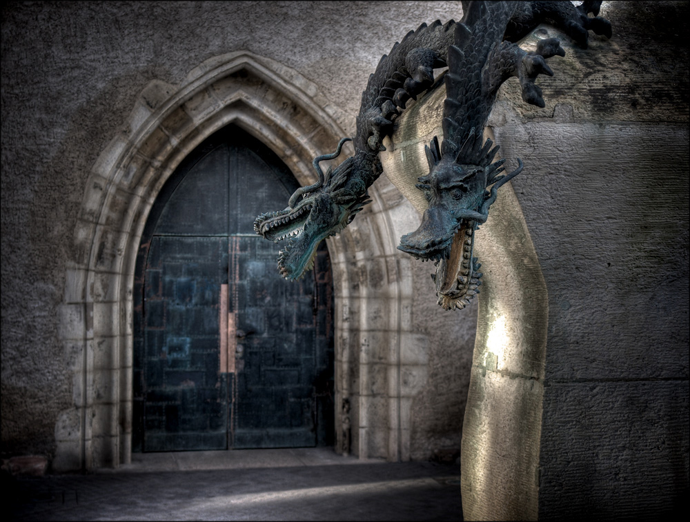 Drachenbrunnen an der Marktkirche