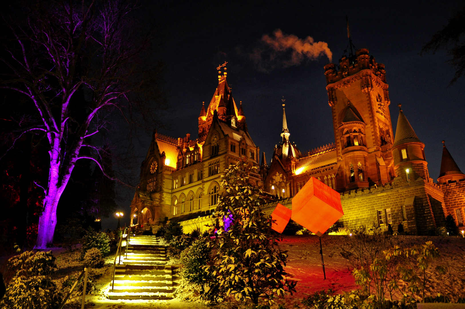 Drachenburg bei Nacht