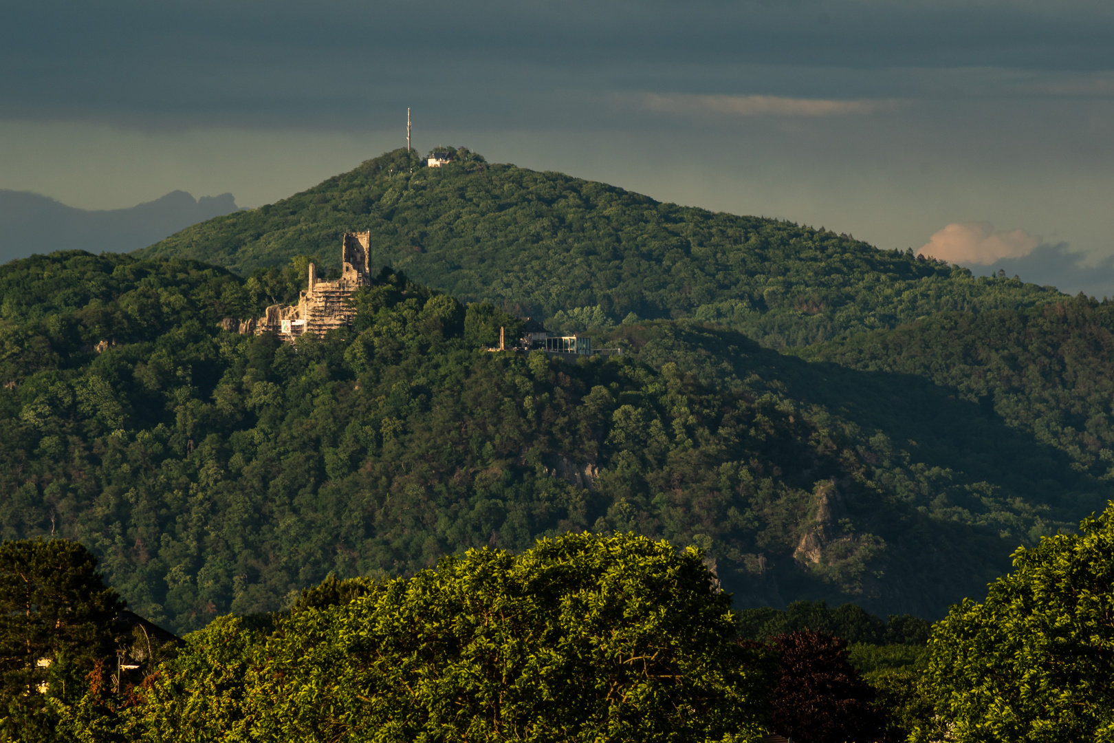 Drachenfels und Ölberg im Siebengebirge