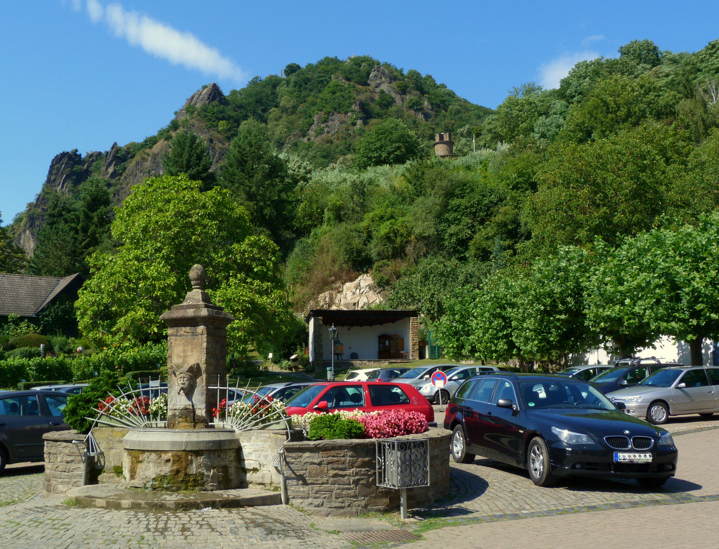 Drachenfelsquellbrunnen