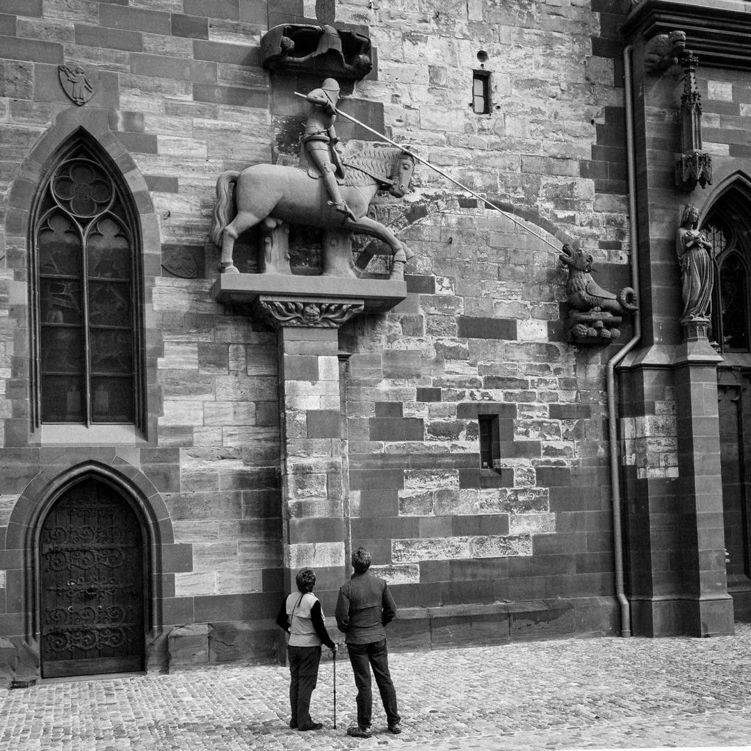 Drachenkampf mit Zuschauer - Basel