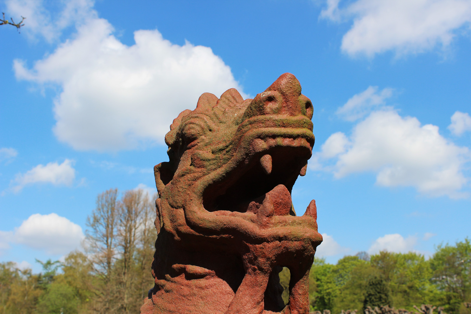 Drachenstatue