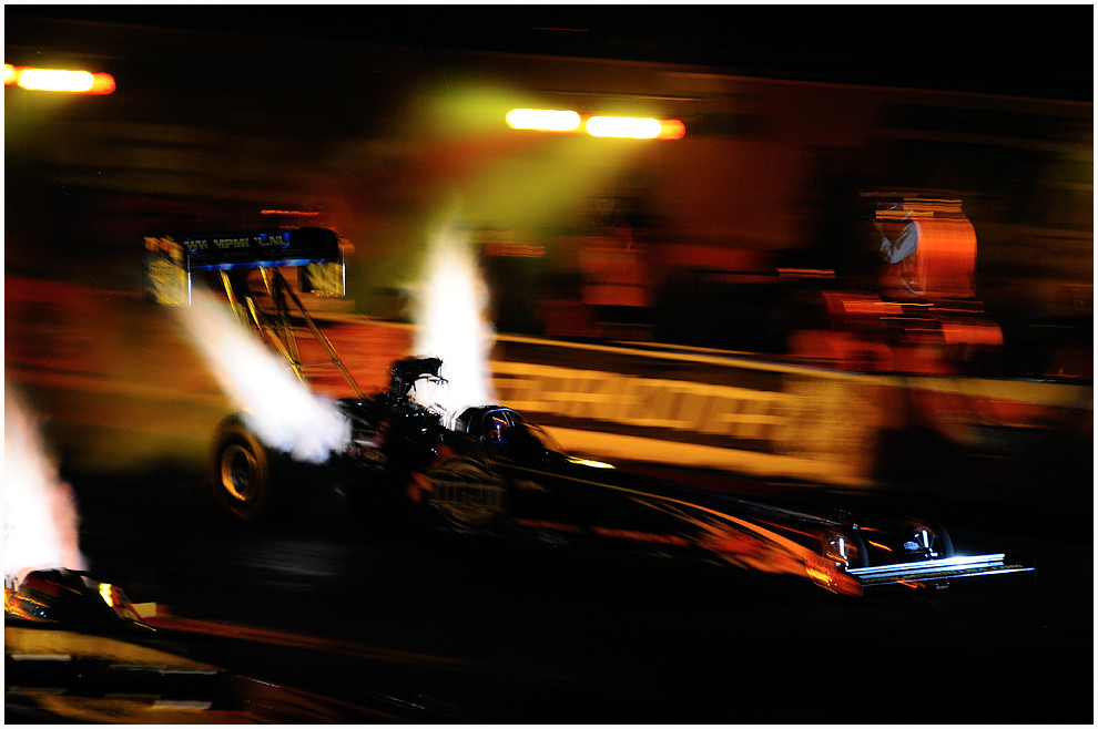 Dragster Nightshow