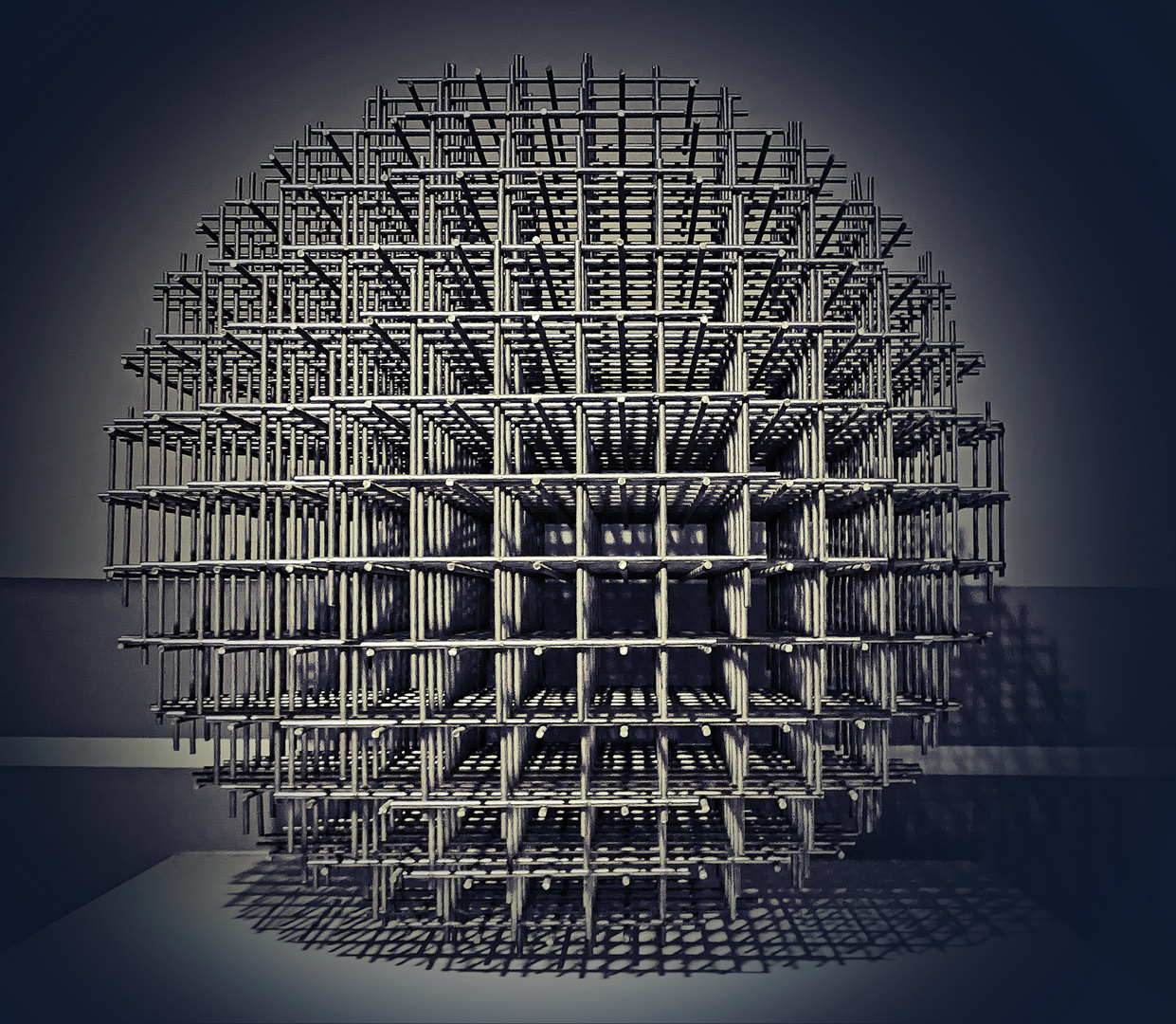 Drahtgitterkugel / wire frame sphere