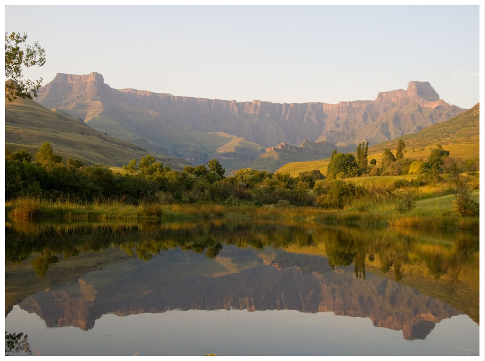 Drakensberge, Amphitheater am Morgen