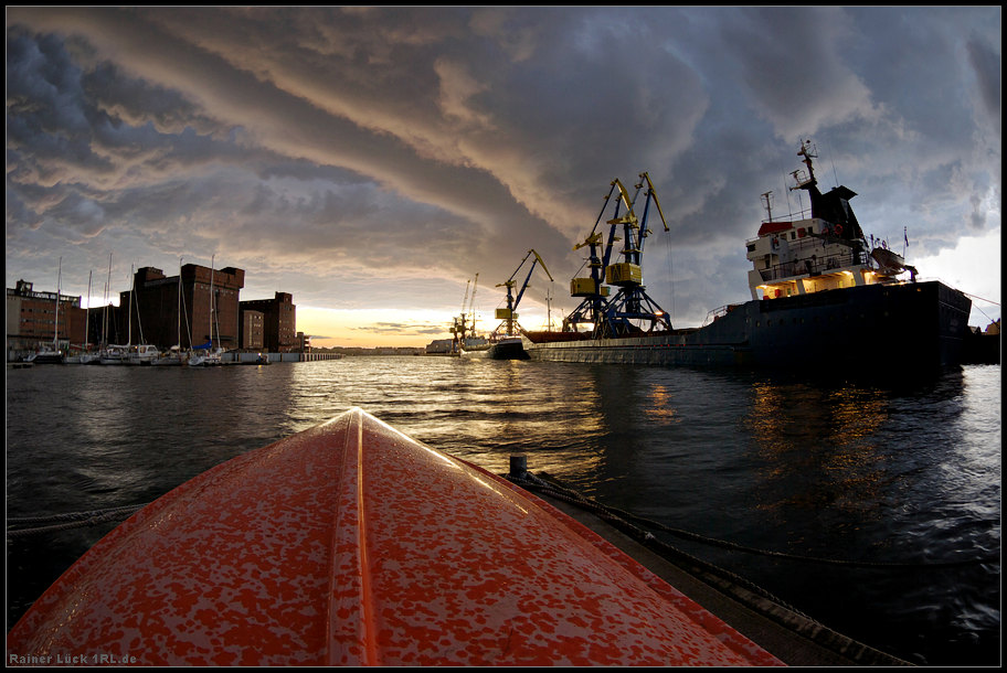 Drama am Seehafen