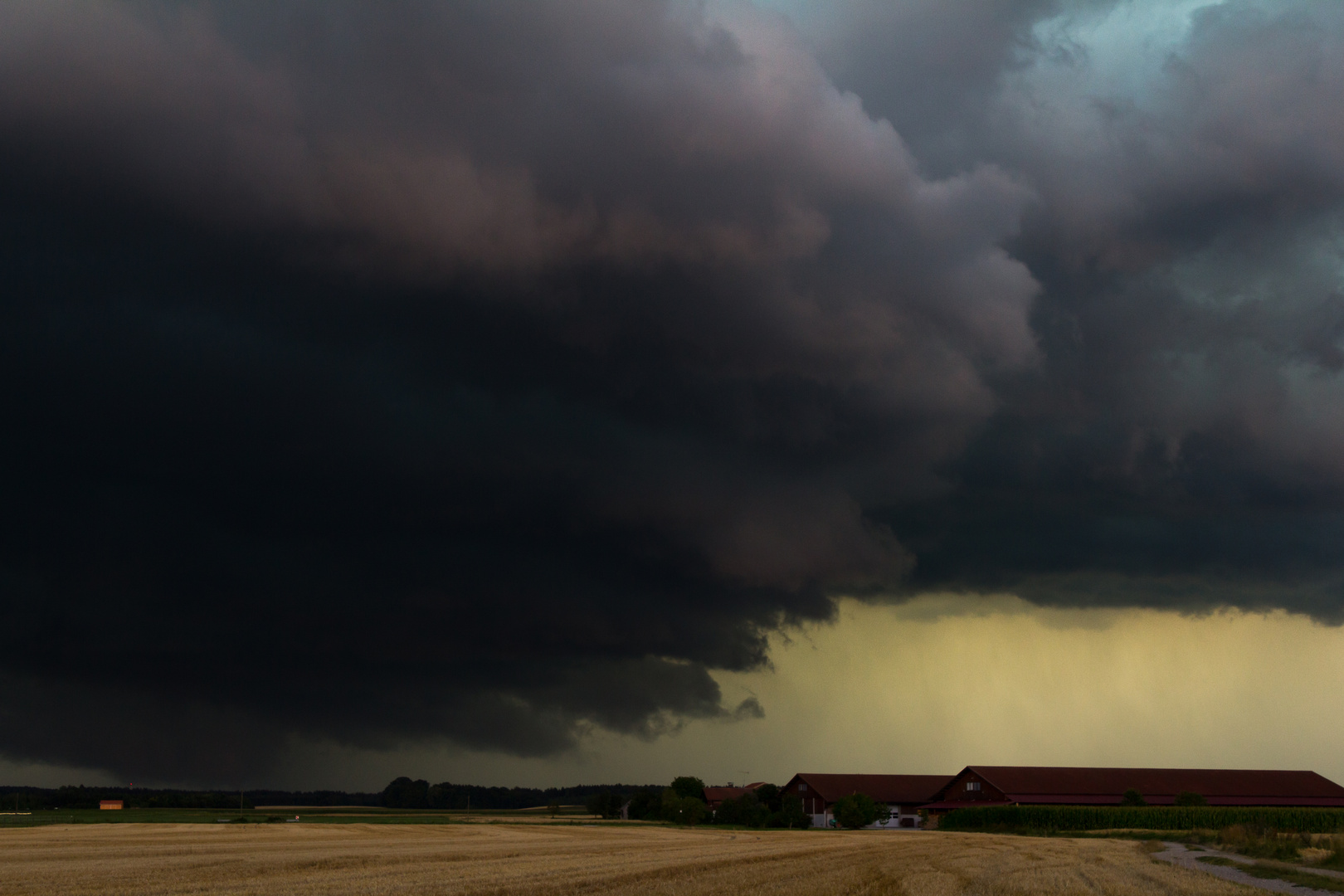 Dramatik am Himmel, Fürstenfeldbruck, 19.7.2011