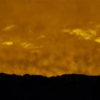 Dramatische Lichtstimmung - Sonnenuntergangsszene an der Mosel 2011