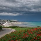 Dramatischer Himmel in der Normandie