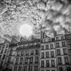 dramatischer Himmel über Paris