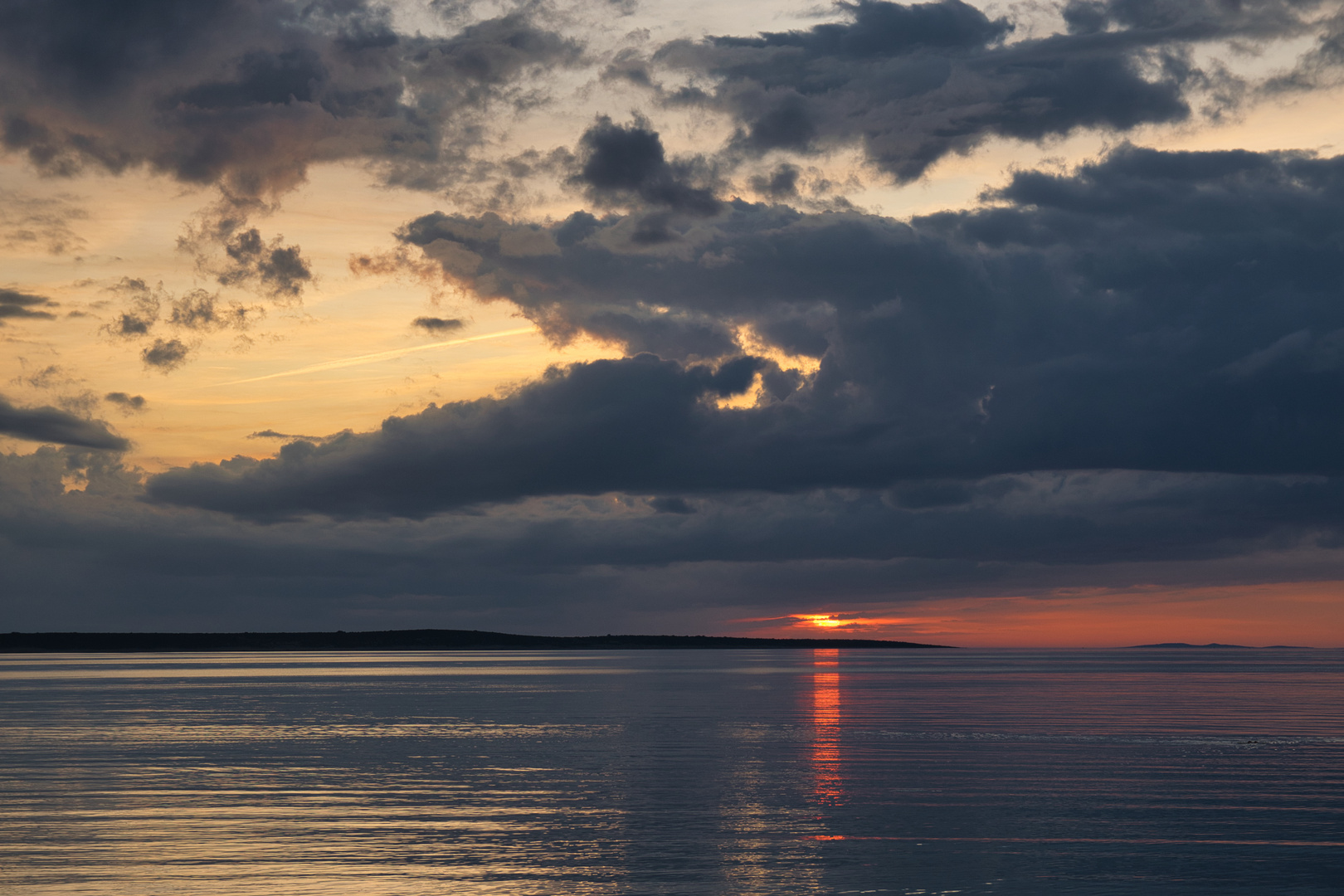 Dramatischer Sonnenuntergang