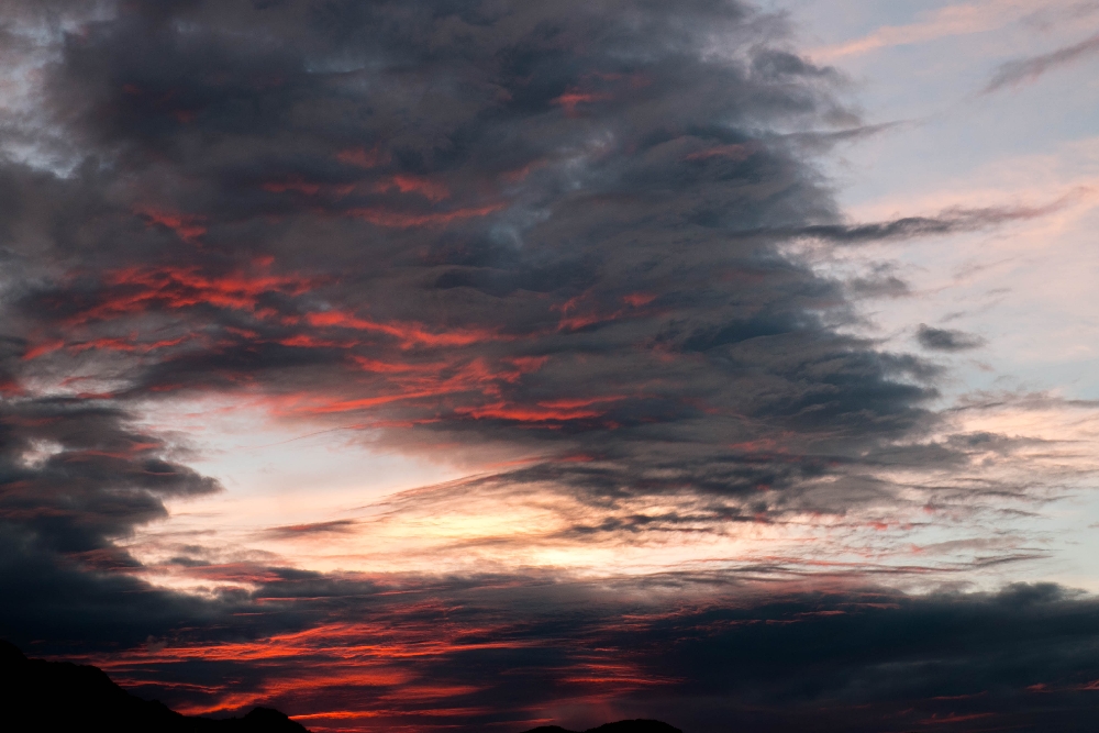 Dramatischer Sonnenuntergang