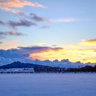 Dramatischer Winterhimmel über der Erhebung "Bussen" in Oberschwaben