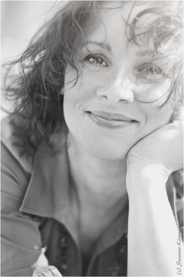 ~ dreamy smile ~  |  ~ verträumtes Lächeln ~