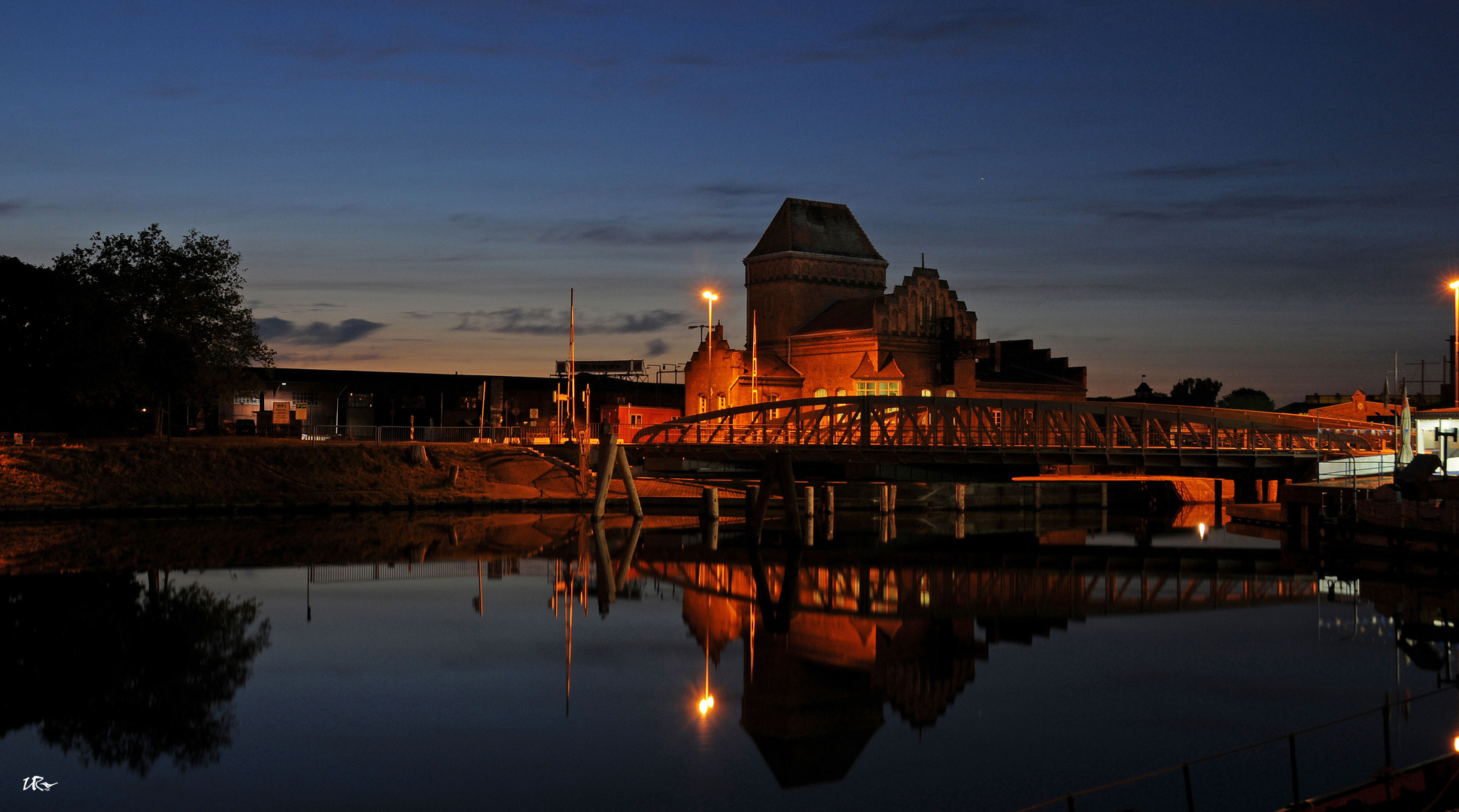 drehbrücke lübeck