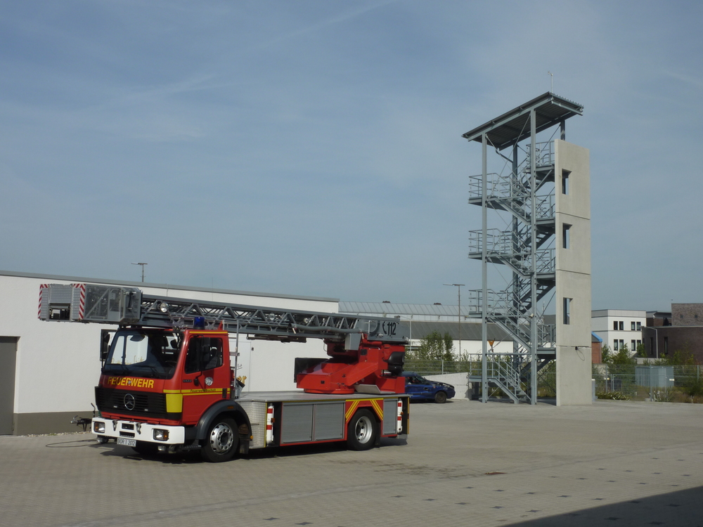 Drehleiterfahrzeug DLK 23-12 der Feuerwehr Bocholt