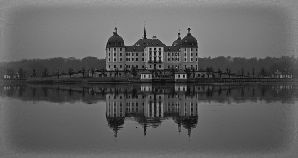 Drei Haselnüsse für Aschenbrödel