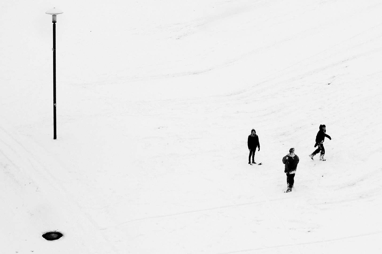 Drei Männer im Schnee