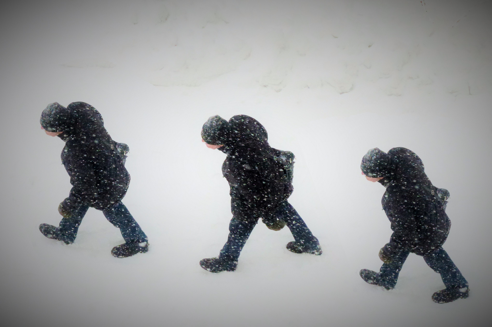 Drei Männer im Schnee