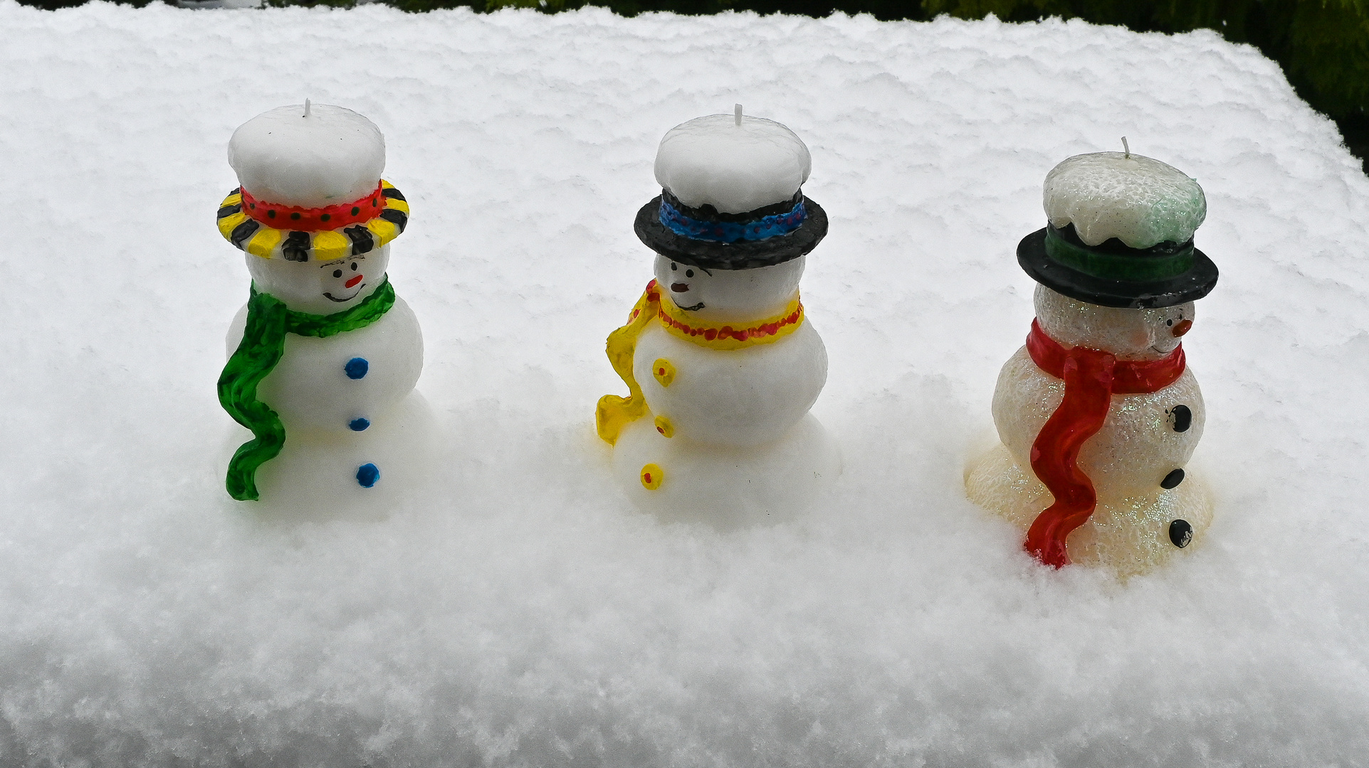 Drei Männer im Schnee