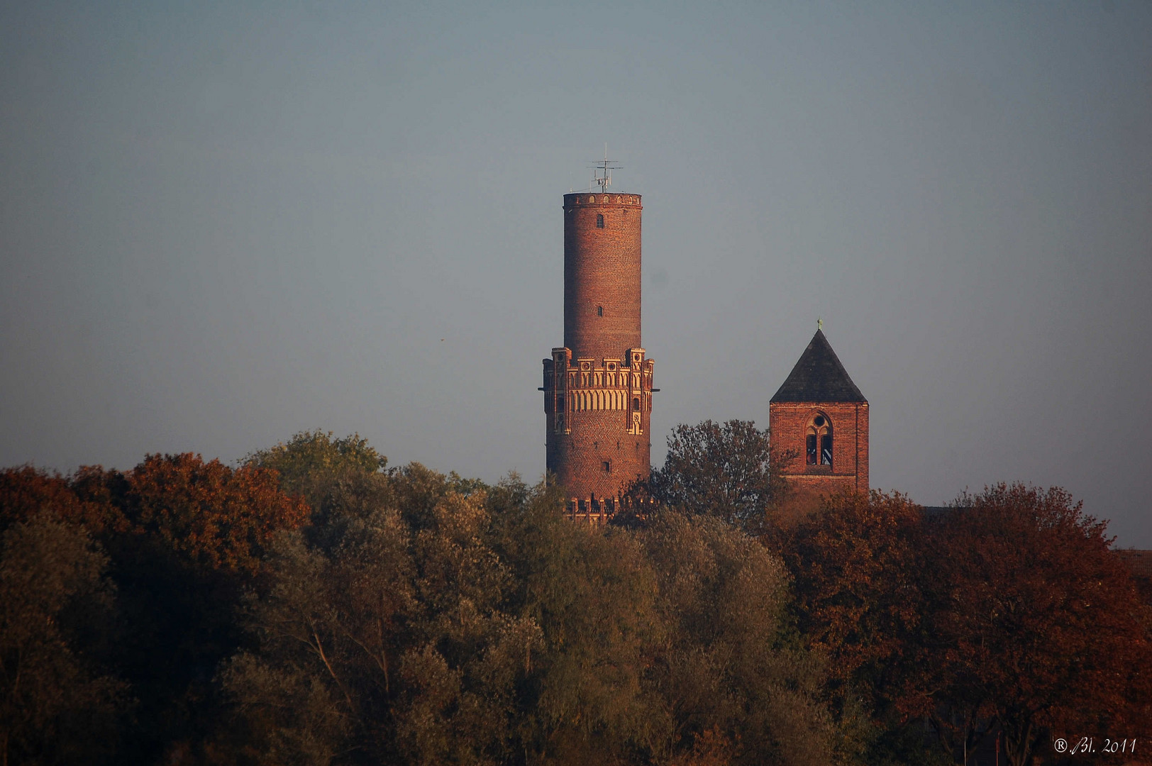 Drei Türme im Herbst