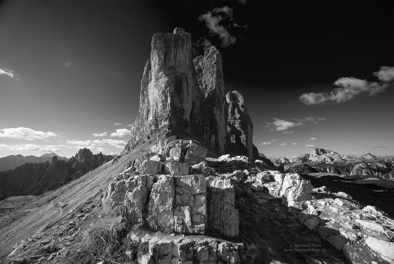 Drei Zinnen in Monochrome