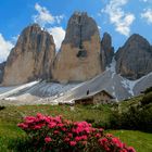 Drei Zinnen mit Lange Almhütte in den Dolomiten