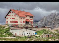 Drei Zinnenhütte °°°