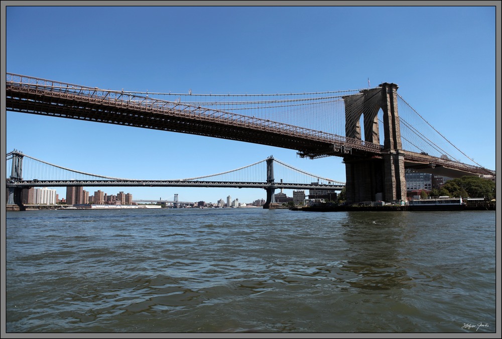 "Dreibrücken-Blick" New York, East-River