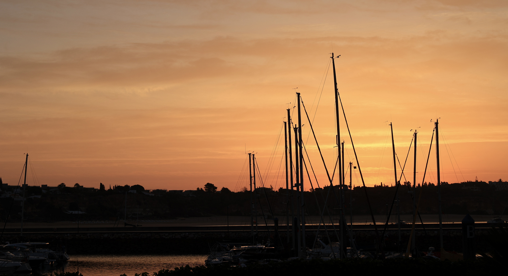 Dreiecke im Hafen 