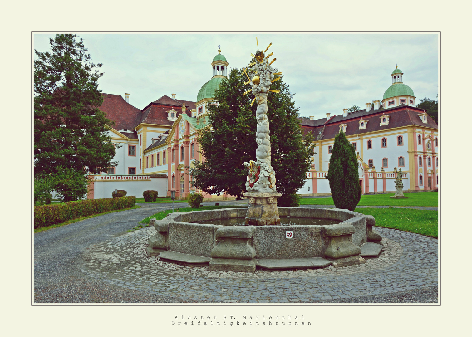 Dreifaltigkeitsbrunnen