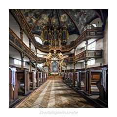 Dreifaltigkeitskirche - Speyer " Blick zum Altar und Orgel..."