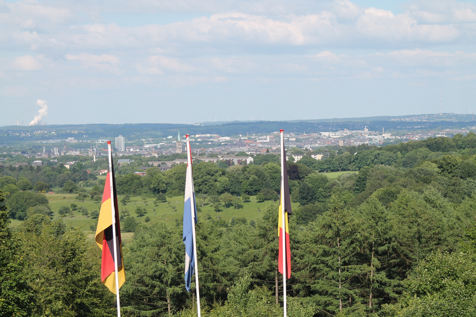 Dreiländereck, Aachen im Hintergrund