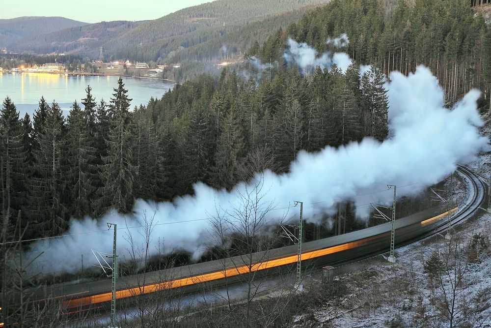 Dreiseenbahn Erlebnis Dampfzug, oberhalb Titisee