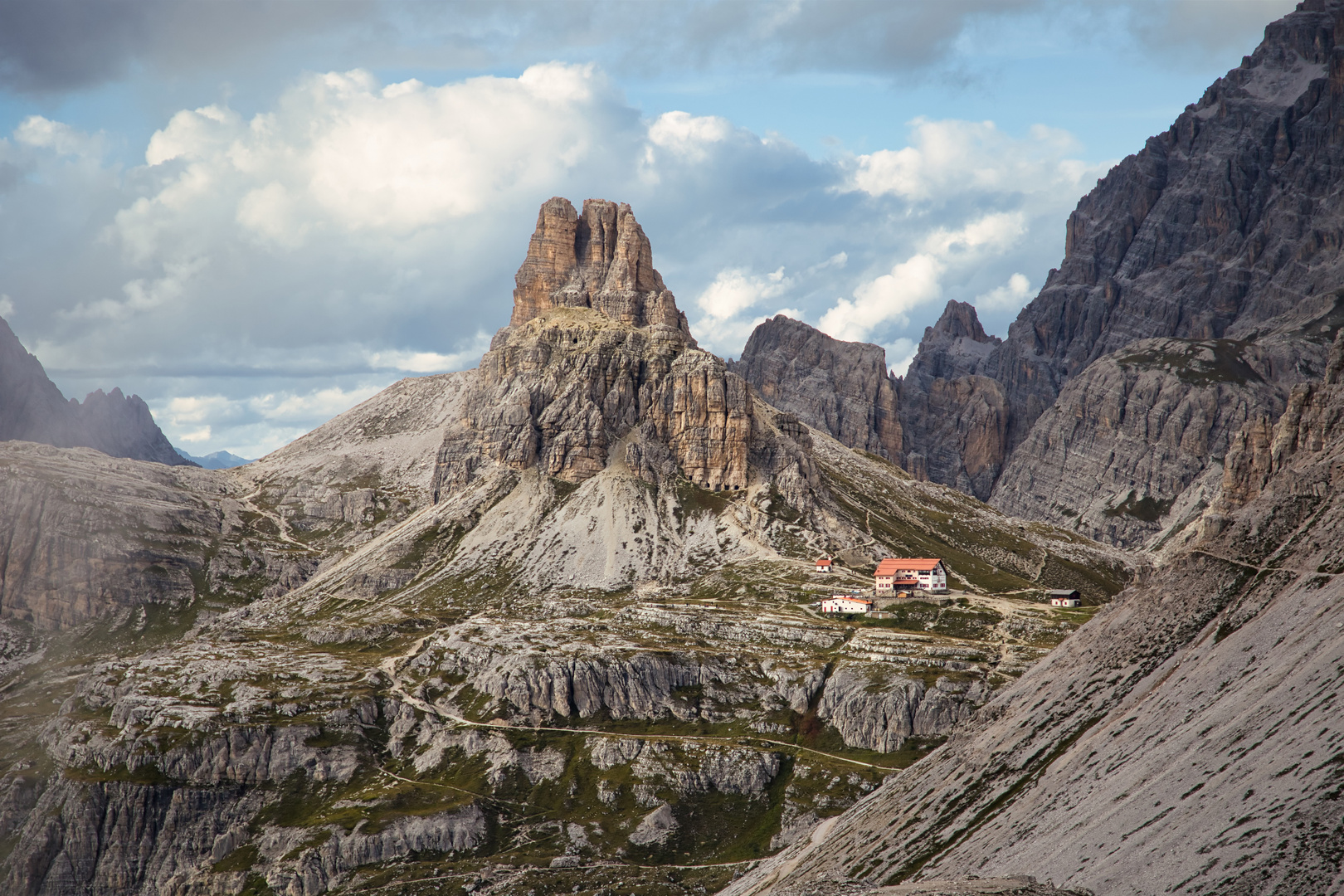 Dreizinnenhütte,  ( Rifugio Antonio Locatelli )