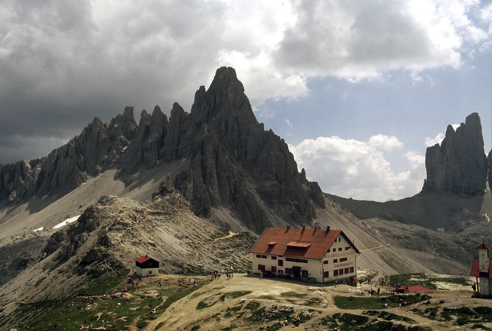 Dreizinnenhütte(dolomiten