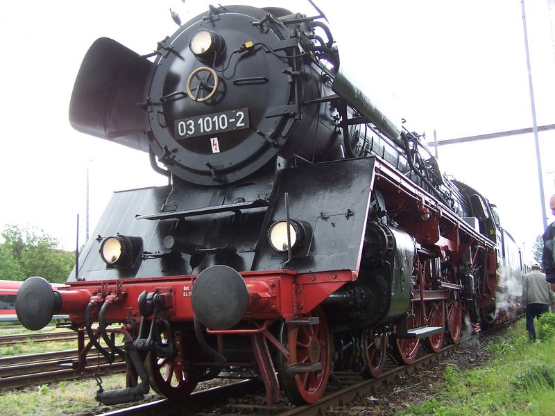 Dreizylinderlok Baureihe 03 10102 Foto & Bild dampf, diesel und e