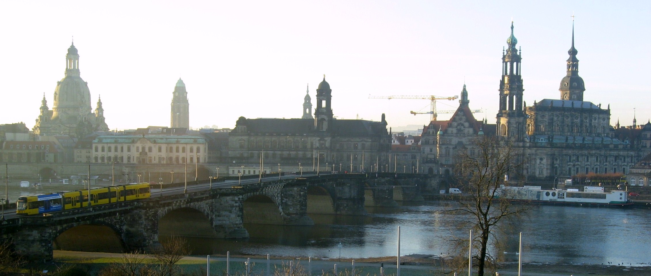 Dresden *1 am Morgen