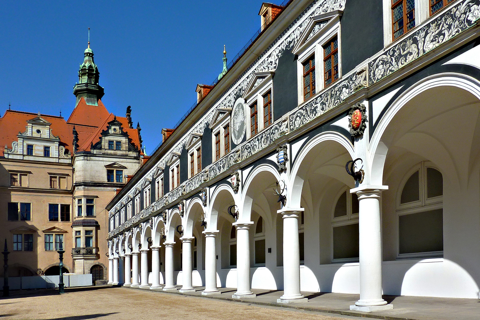 Dresden (17), Schloß, Stallhofgang, 21.3.11