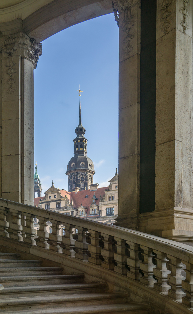 Dresden 3 Durchblick am Zwinger