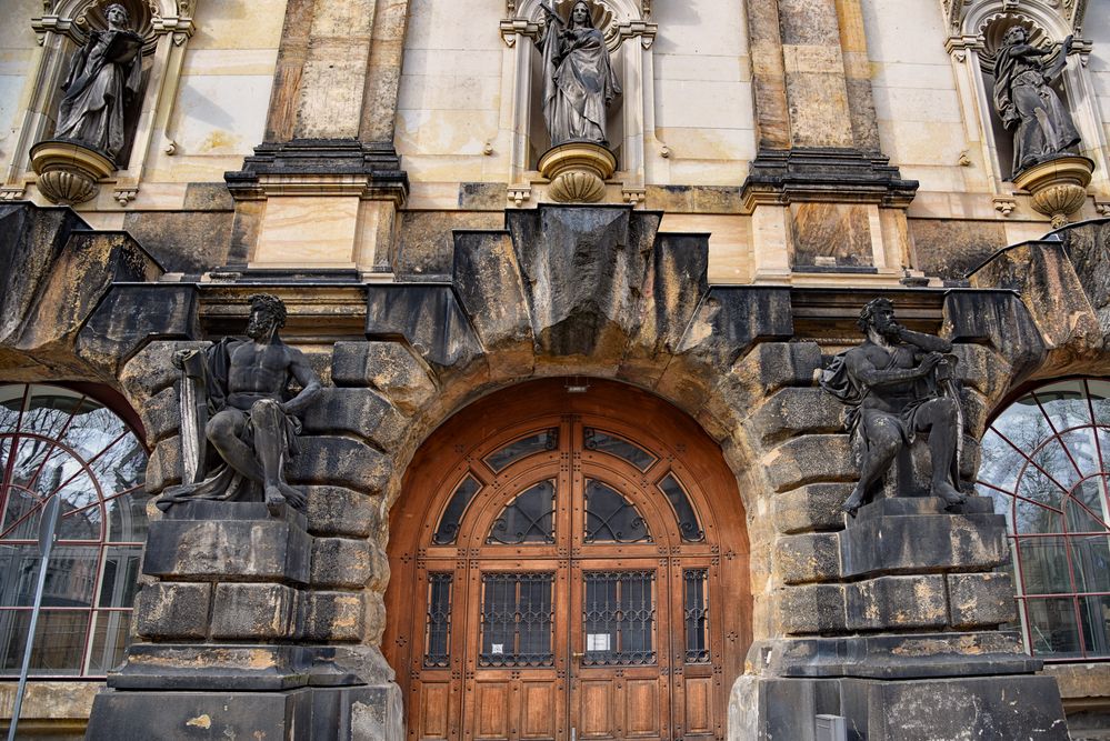 Dresden alte Gemäuer