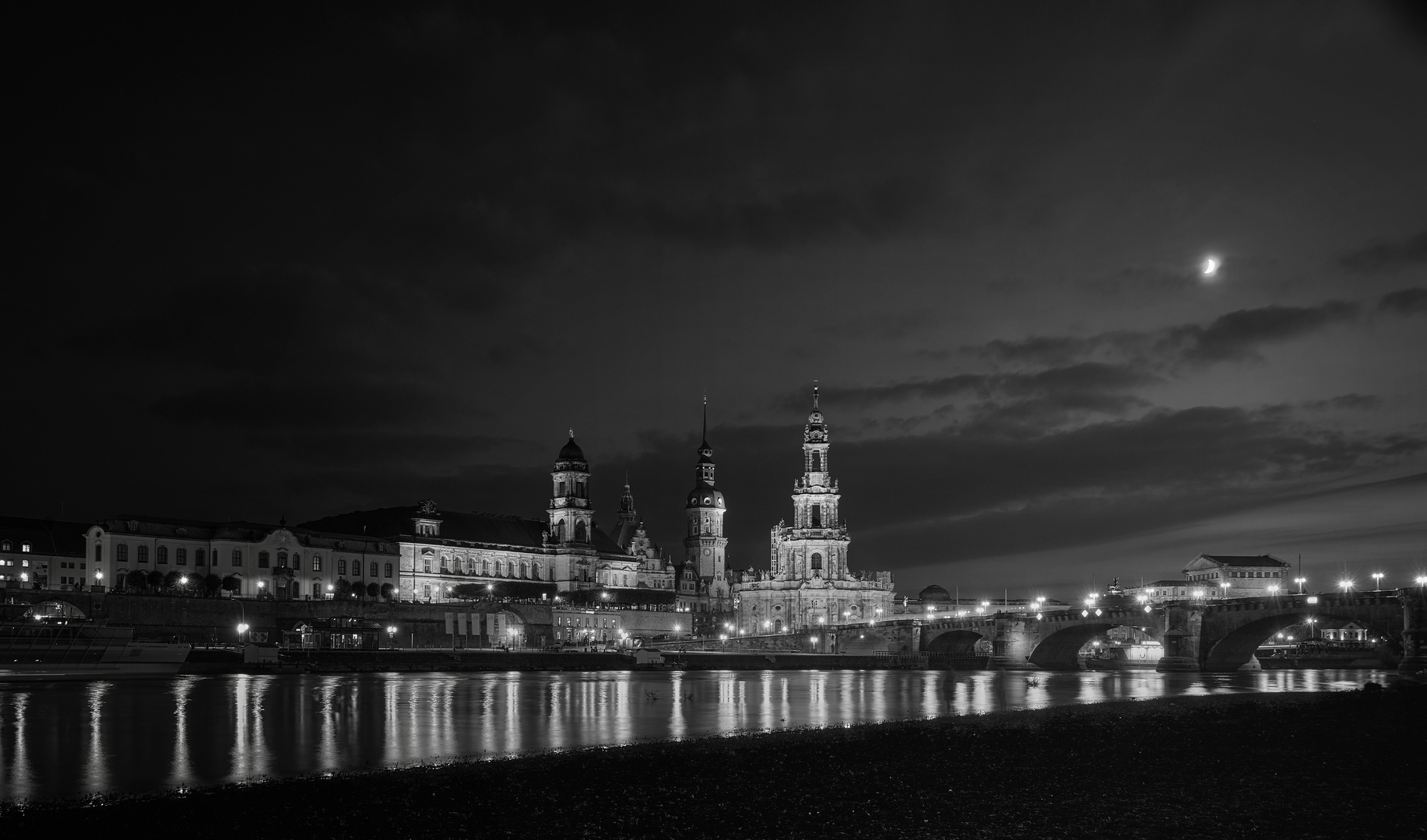 Dresden Altstadt  bei Nacht 