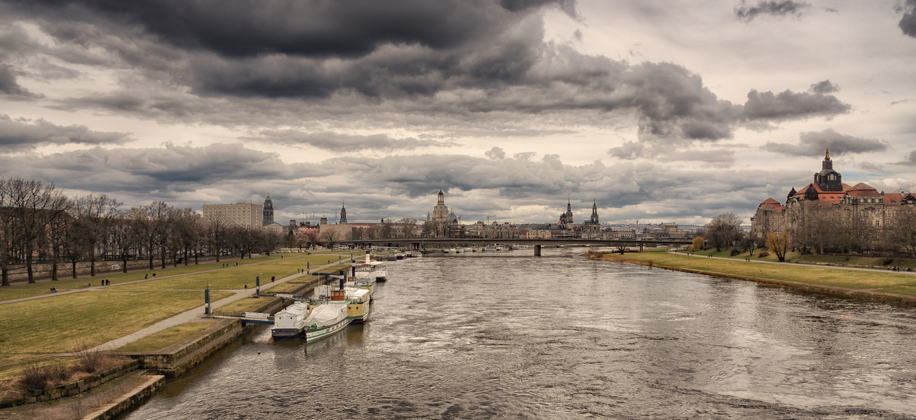 Dresden Altstadt - Elbpromenade -