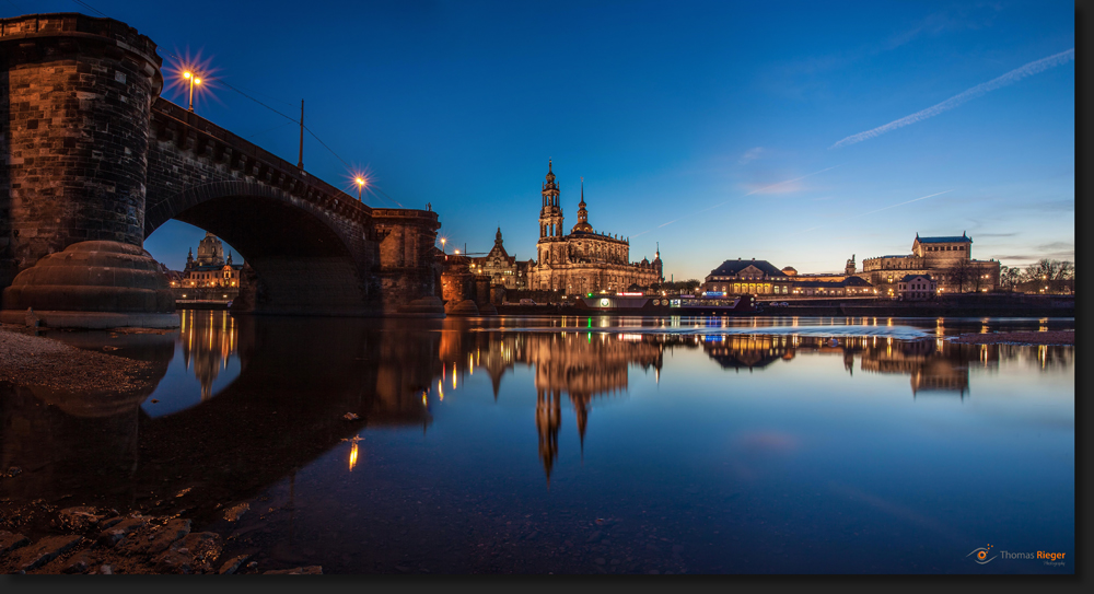  Dresden an der Elbe 