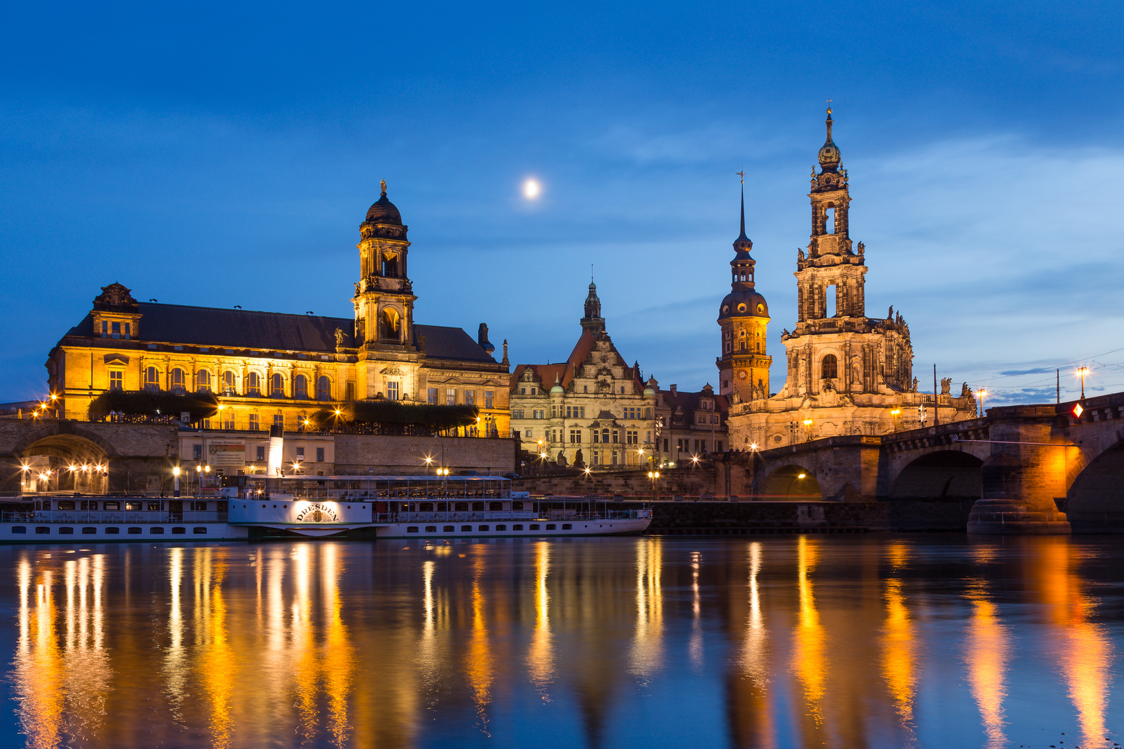 Dresden at night