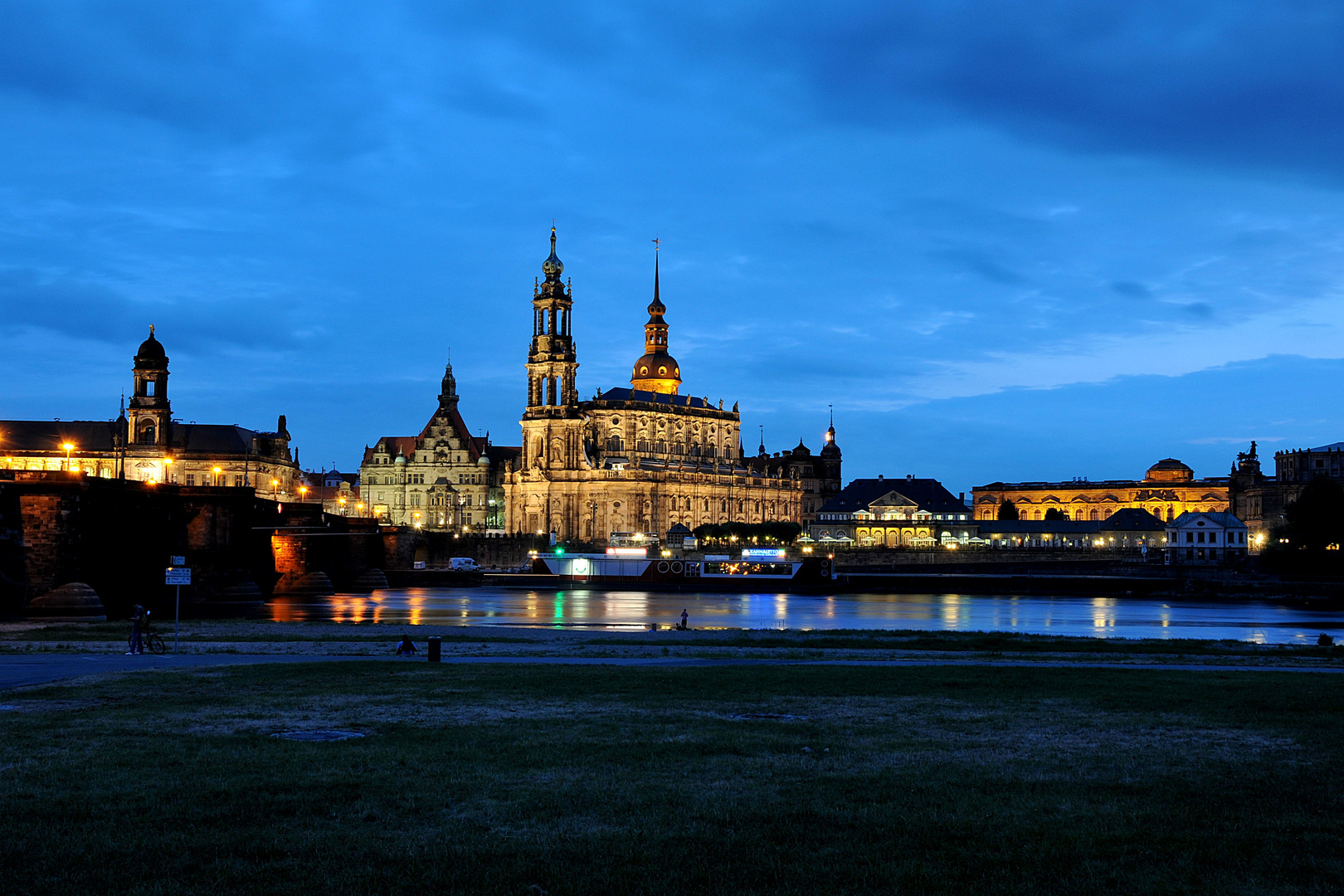 Dresden at night