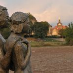 Dresden: Auf der anderen Seite der Elbe – Das glückliche Paar 01